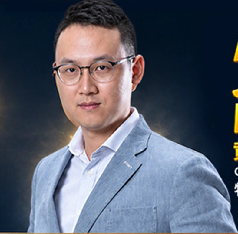 特邀讲员黄育仁牧师 Rev. Joseph Wong，原海报肖像